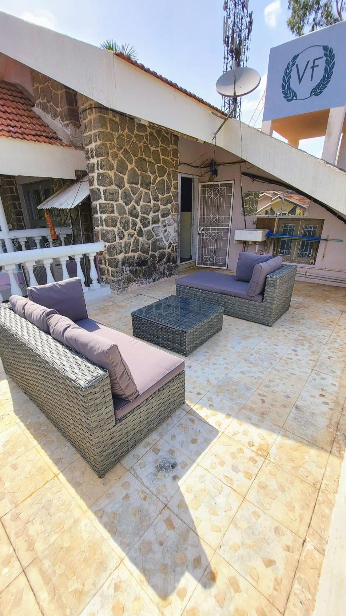 Lonavala Francis Villa Exclusive 4-Bedroom Family Retreat With Pool エクステリア 写真