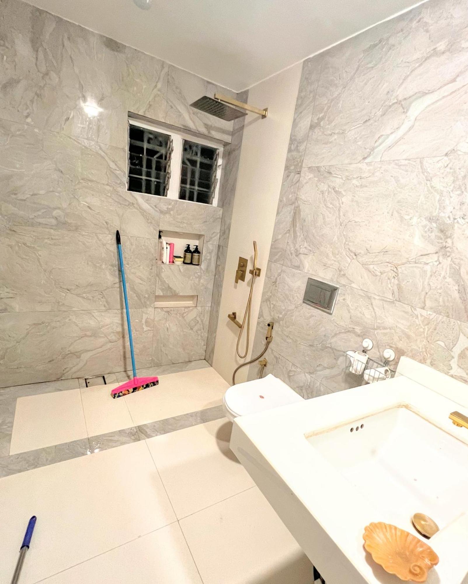 Lonavala Francis Villa Exclusive 4-Bedroom Family Retreat With Pool エクステリア 写真